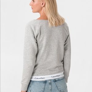 Calvin Klein crew sweatshirt with logo